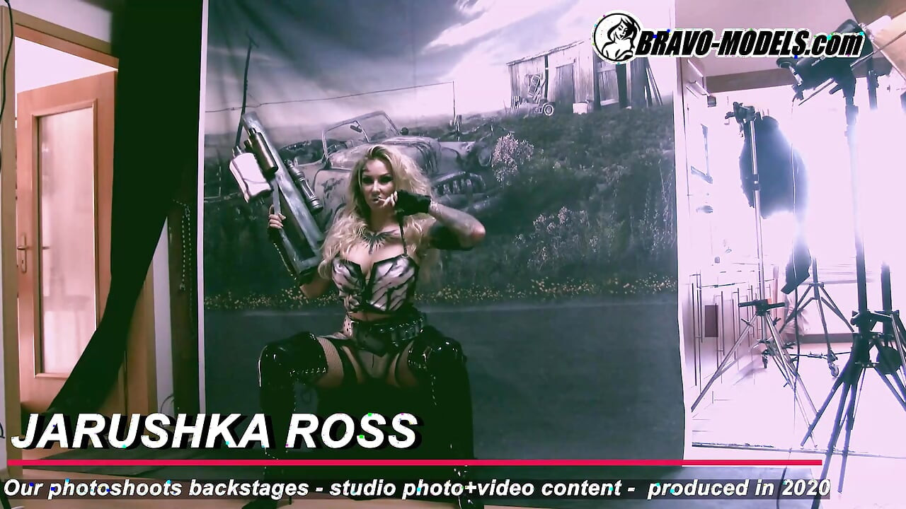 384-Backstage φωτογράφηση Jarushka Ross - Ενηλίκων