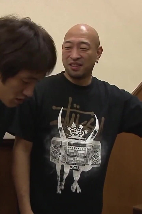 痴女ティーンファックと男の部屋全体を吸う