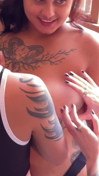 Obraznică fierbinte și umedă - 25 noiembrie | Clipul 1