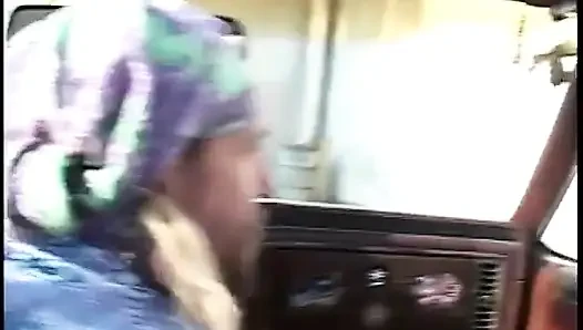 Stud fucks a cute babe and creams her after getting his dick sucked