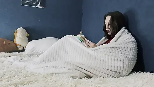 Minik oda arkadaşımın kabusu: ateşli kakao ve marshmallows'umun içinde boğuluyor