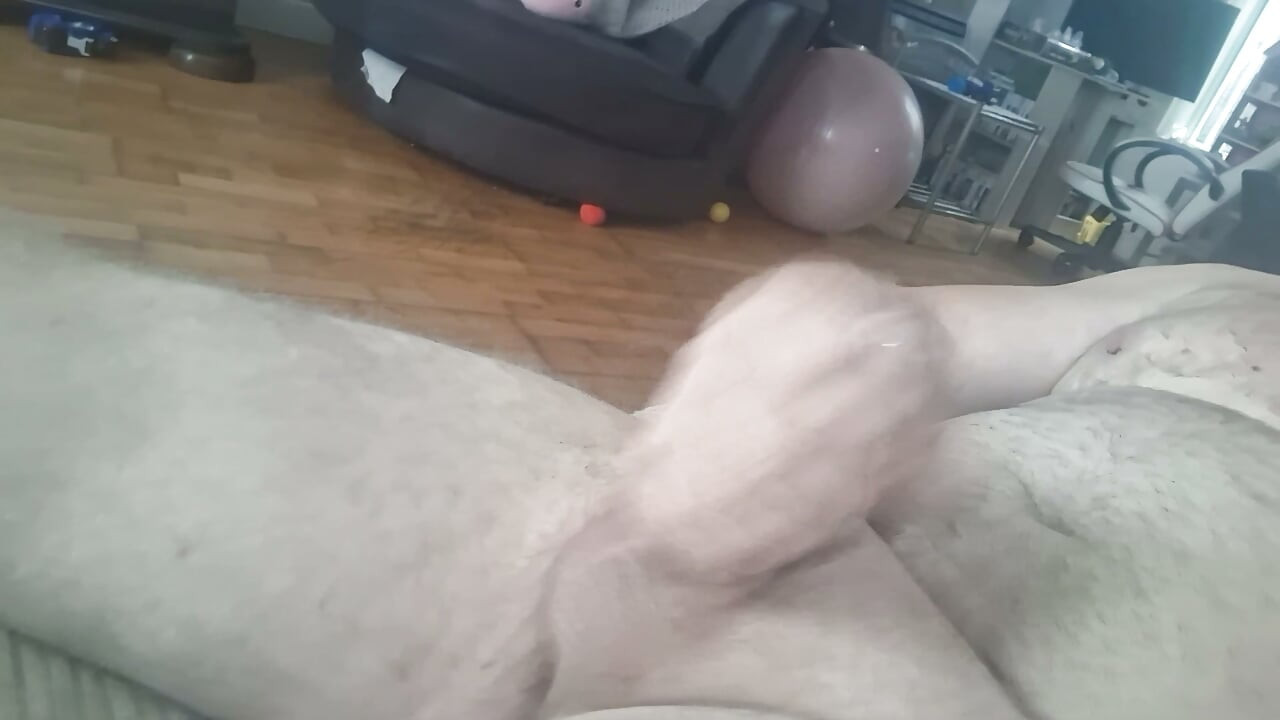 Shaven cock