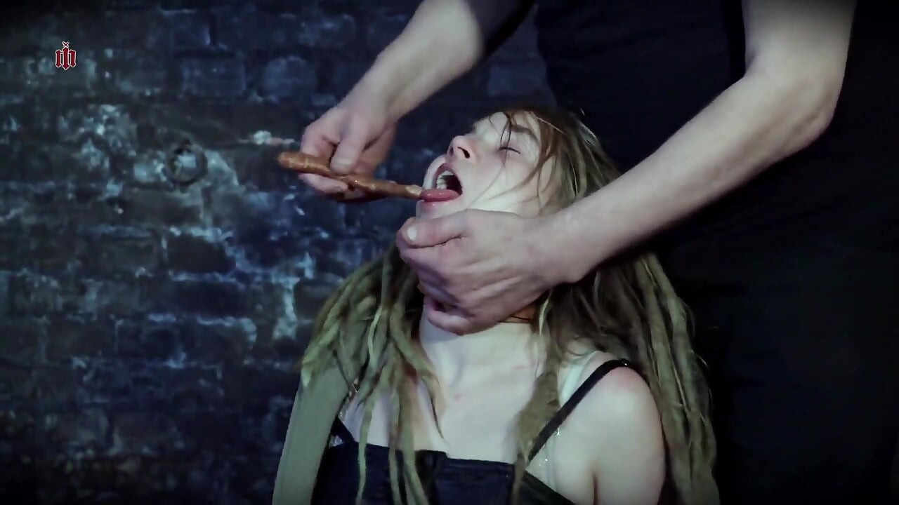 Leashed Crawling Girl - Dark House 2 #1
