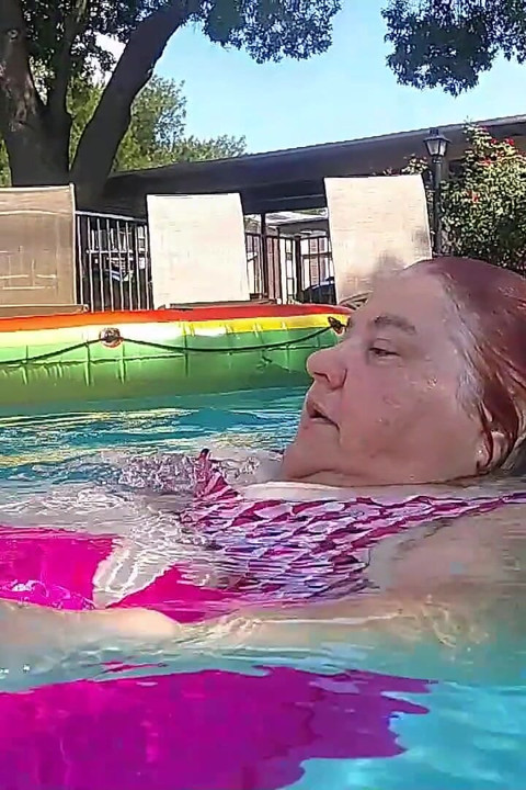 Handsome Harry and Sex Big Beauty Nurse Vicki Do Some Under Water Exercises!