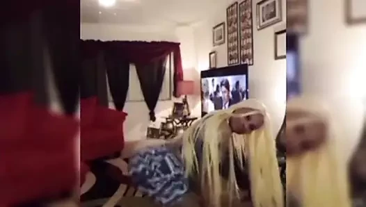 Удивительная задница, мммммм