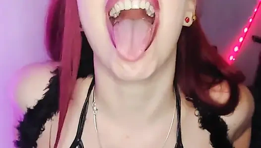 Din Svigeres Gauchi-succubus Vampyr Fik Din Bror Til at Forsvinde for at Kneppe Dig!