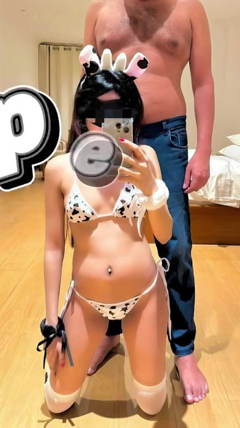 सेक्सी भारतीय लड़कियों का फोटोशूट हर कोई बात कर रहा है: माया सिन मुंबई भारत में फैलाया गया | क्लिप 1