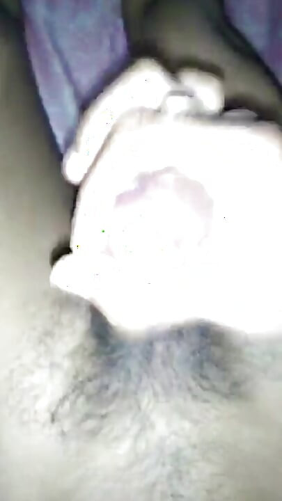 マストゥルバティ・インディアンのカレッジボーイ