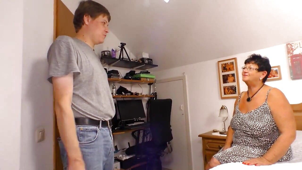Hot granny teaches me how to fuck