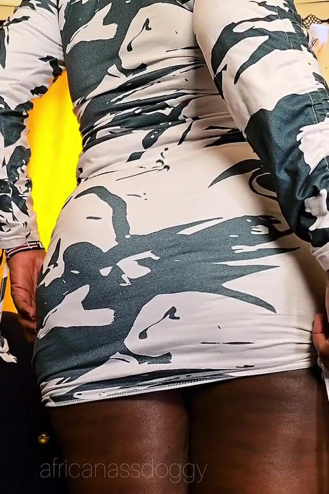 Oiling That Phat Booty.