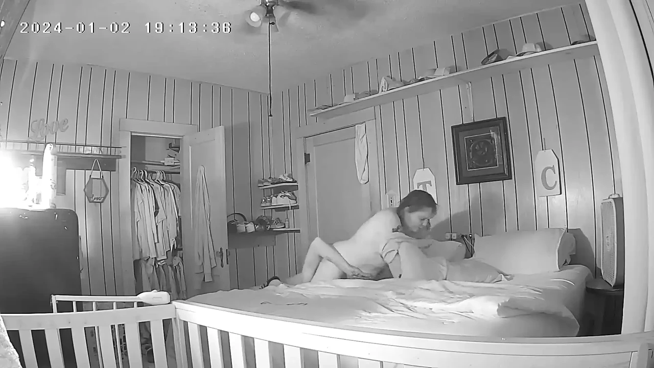 Horny bbw takes hard analb