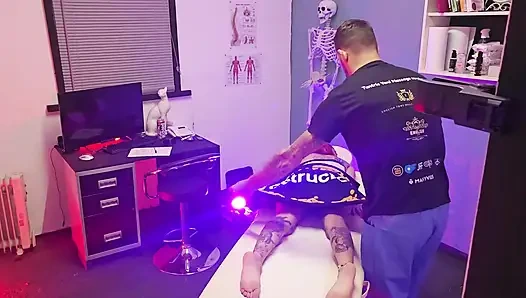 Tantric Yoni Massage with Thatbosslass