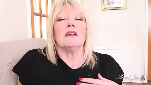 Judys - terapis semokmu dr. amy goodhead tahu persis apa yang kamu butuhkan