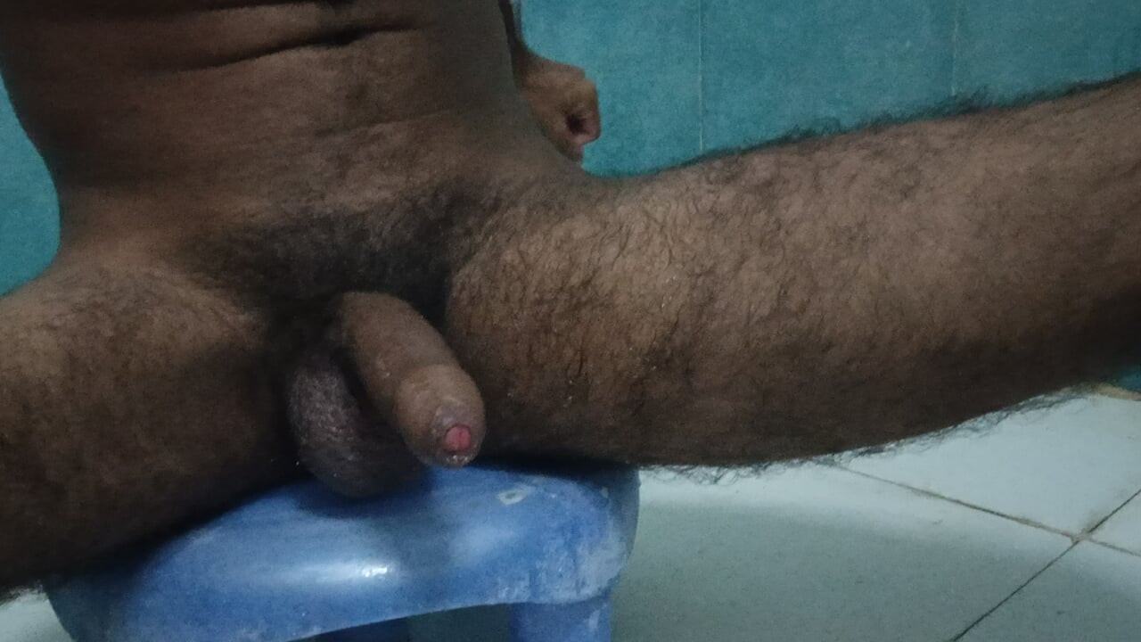 Young Masturbate cock in the Bathroom