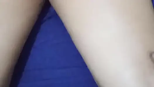 Anne'nin gelinliği çok güzel