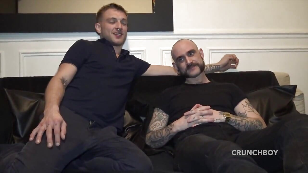 תום יאדרי מזיין בלי הפסקה על ידי רומנטיק