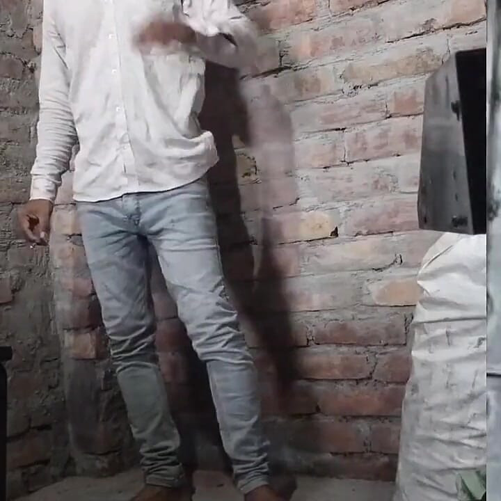 A Boy From the Panchayat Took a Student Girl From Gau to a Closed Factory