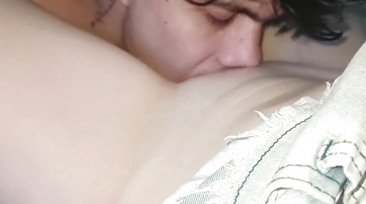ELCSÁBÍTOM SZŰZ MOSTOHATESTVÉREMET A SZOBÁMBAN 3. RÉSZ