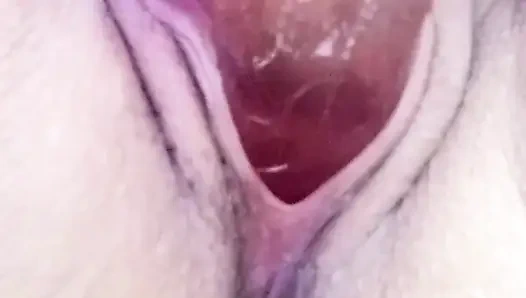 Memek terbuka dan merah muda