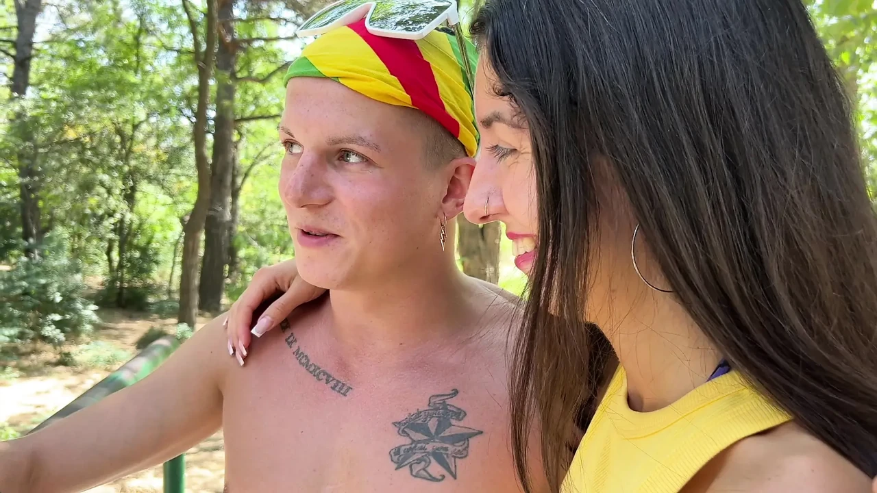 Bi threesome - a stranger invited a married couple to have fun and fucked them in the forest