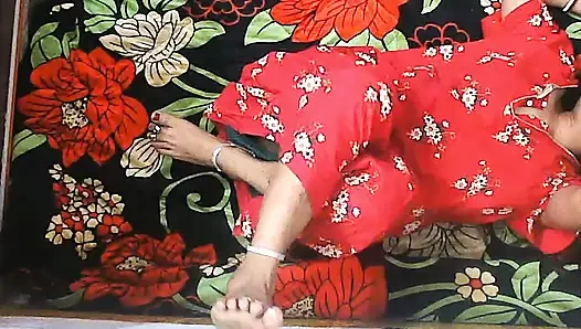 Seksi yengeyi soyunup domaltarak siktim