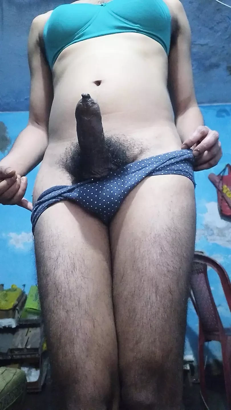 Bhartiy bahin phemaby krsadresar phimosis dik ke sath apni sauteli bahan ki bra aur painti pahne hue lnd marorte aur pathpate hue