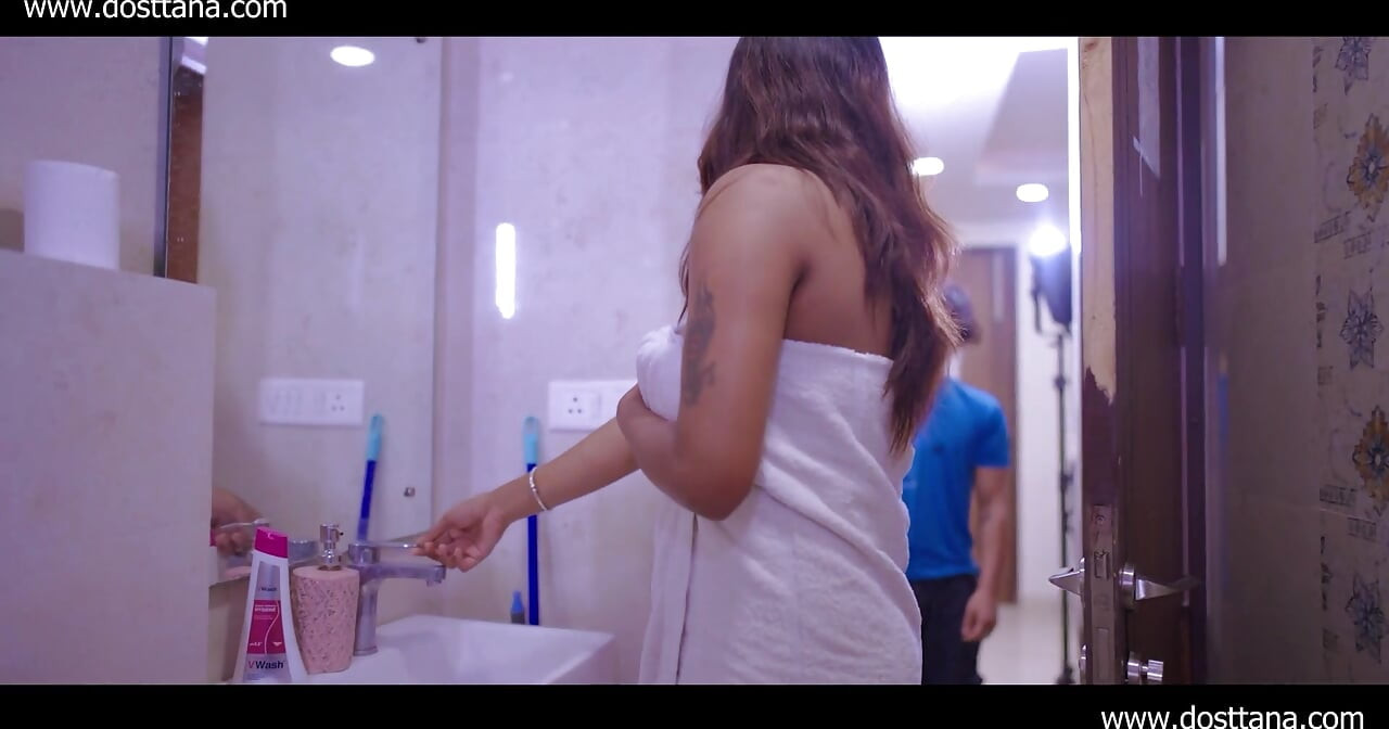 wife ne bulaya plumber or usi se krwayi jabardast chudai