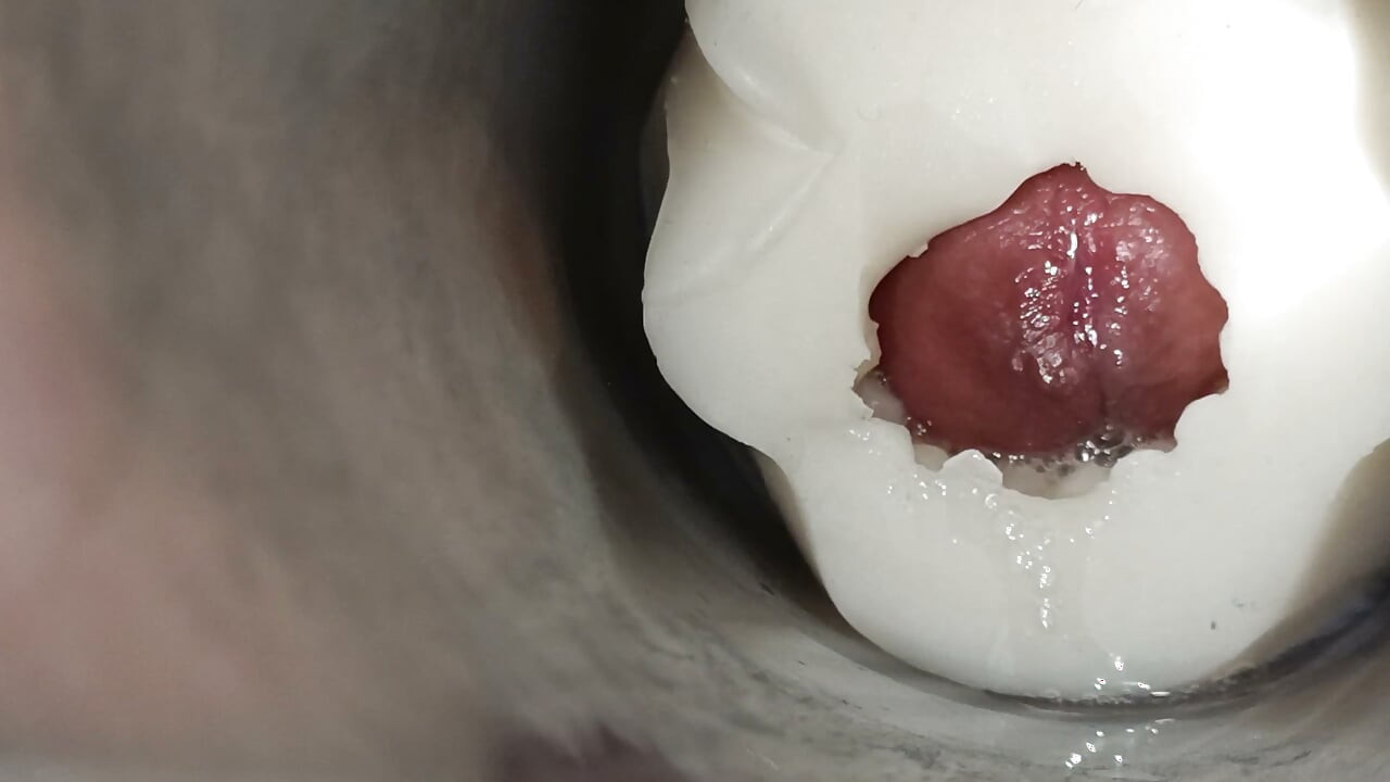 Internal view: vulva twitching and ejaculation 1