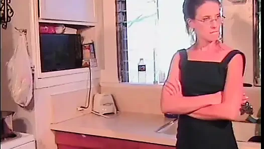 Porno çekerken biraz eğleniyor