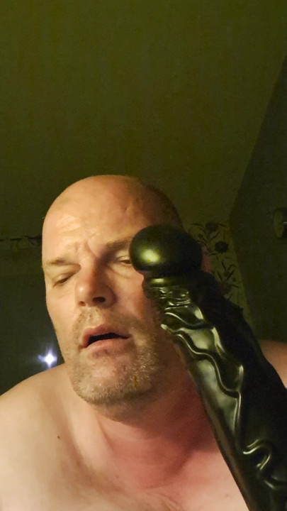 Just the right dildo for the slut
