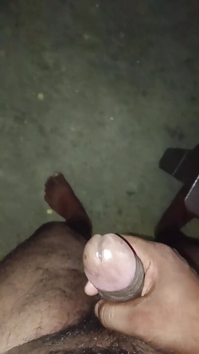 Om natten hørte shali bhabhi knulle hjemme
