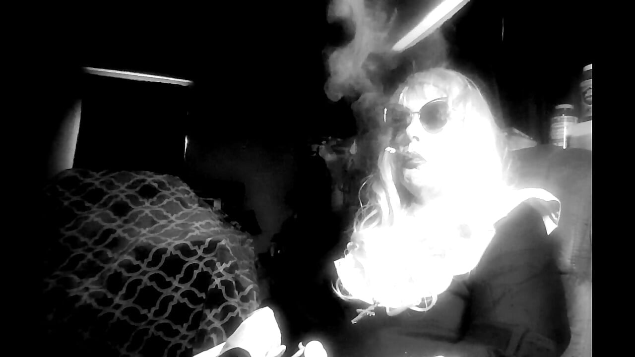 MATURE NUN LOVES TO JERK IT WHILE SMOKING VS120s AT HER COMPUTER DESK CD SISSY TG