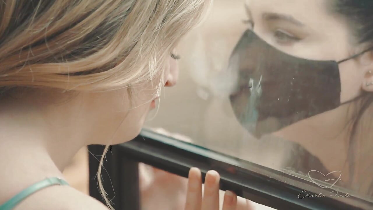 Podeljeno sa Charlie Forde, Astrid Love