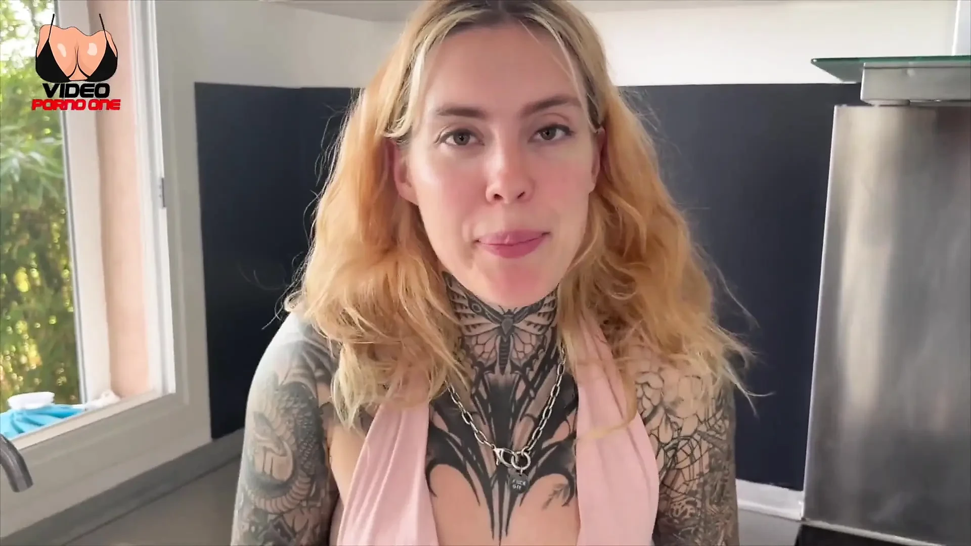 厨房里拆了我, 我丈夫今天不回家, 我们还有时间!