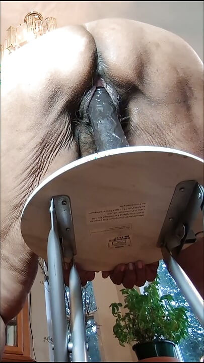 Tüylü amımı dildo ve ayaklarımla mastürbasyon yaparak gerçekten çok zevk aldım