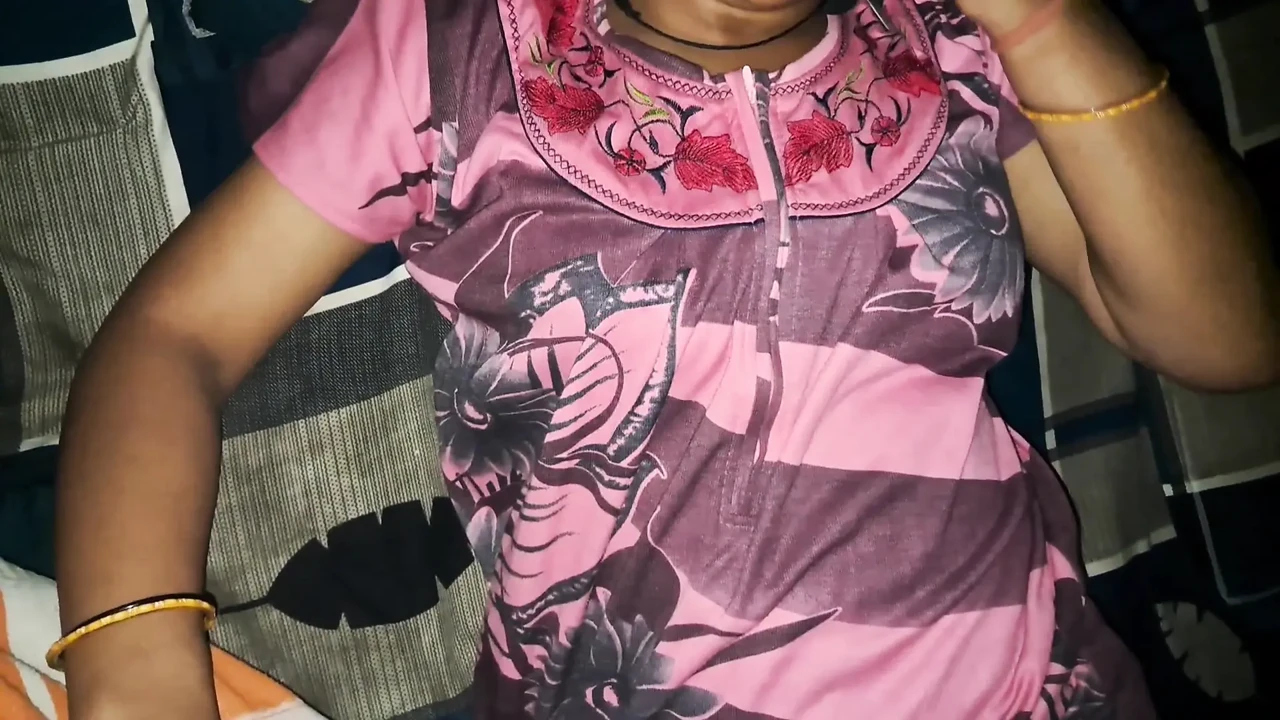 Pados ke uncle ne mujhe ghar main akela pake mere saath mast sex kiya aur maal mere upar hi nikal diya