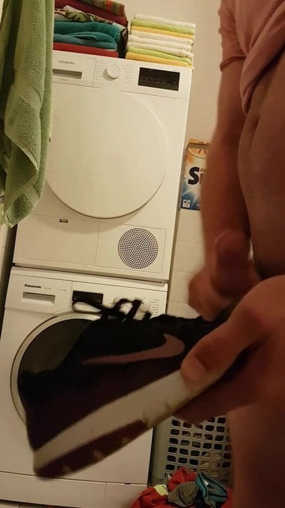 Adidași Nike de la iubită