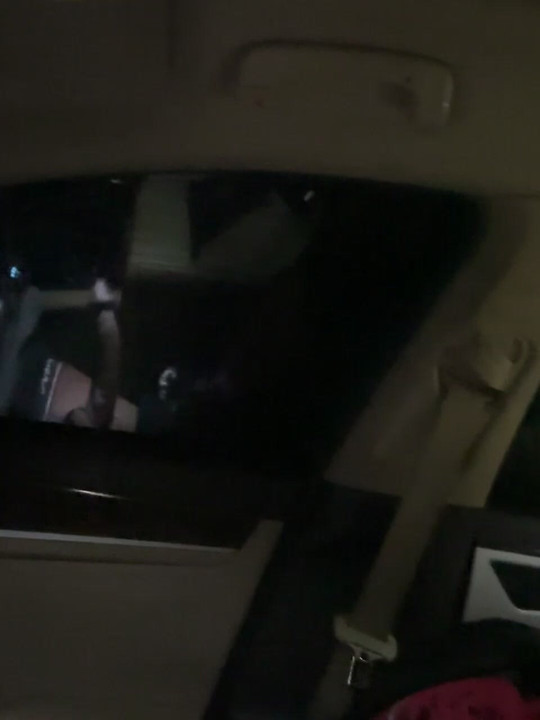 大黑屌深夜秋千。