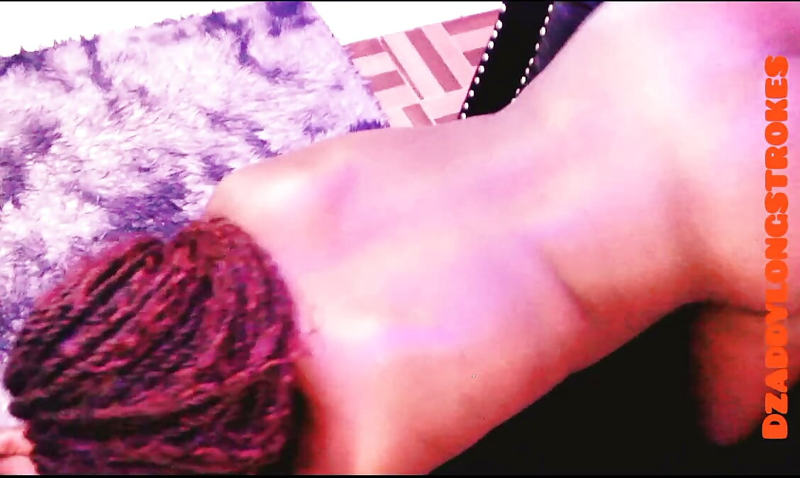 Tit shaking ass spreading