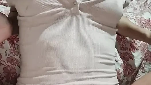 Zevk veren bu şeffaf dildo ile trampolin amcığımı yapıyorum!!