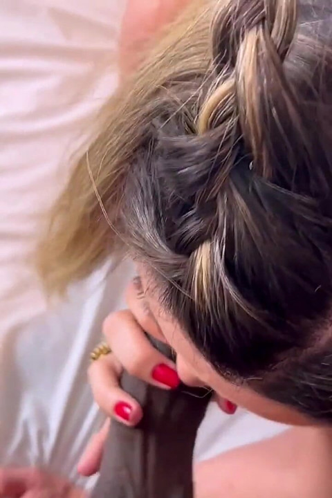 Přišel ten technikův černoch s tvrdým penisem a já s ním spal