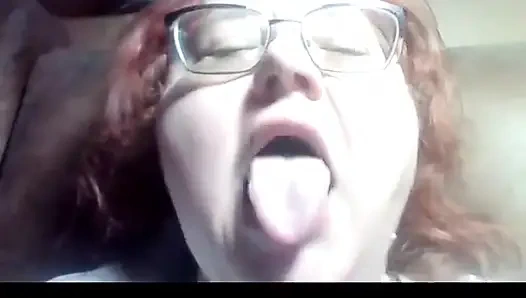 Толстушка дает вам клип крупным планом ее Nake губ и рот целуются и лижут ее губы для вас требуемый клип!