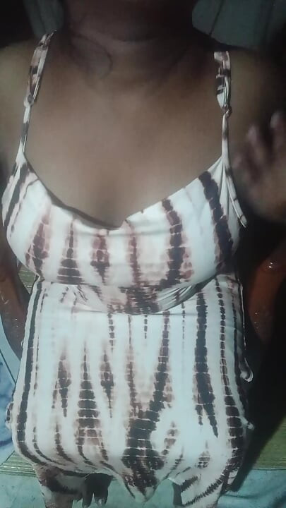 Desi vabhi Big boobs and village Desi hottest girls