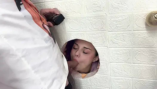 gloryhole Schwanz fährt hin und her. AllMyLinks MisssVikki