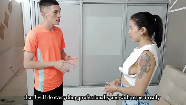 Big ass Latina hires a personal gym trainer and the horny guy ends up fucking her - Porn in Spanish