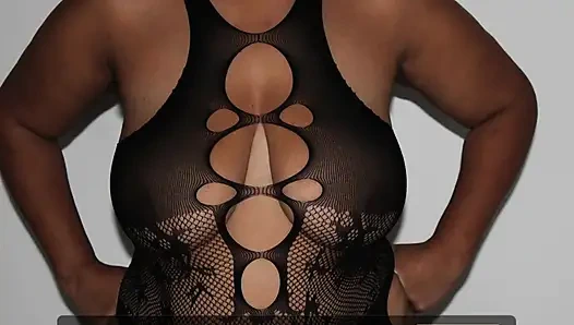 This Is How Hot a Mother of Multiples Can Be When She Shows Everything