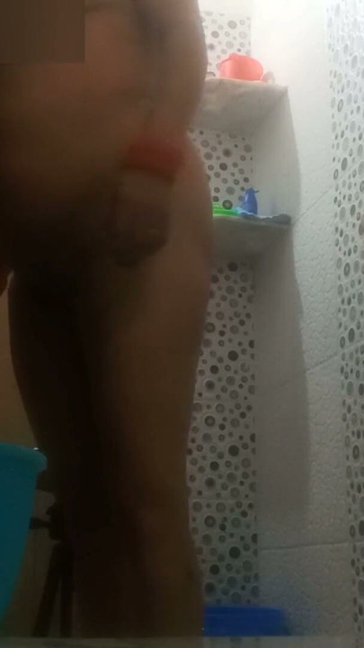Stepmom and stepson bathroom Hardcor sex Desi style stepmom and stepson | Clip 2