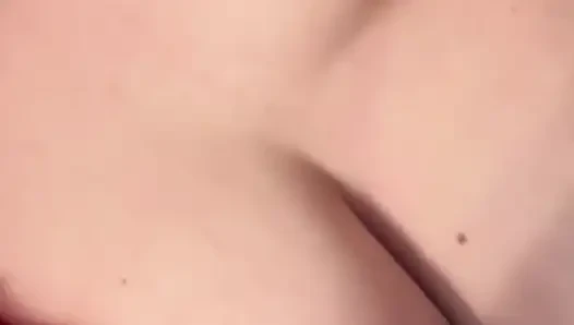 Findom geleneği: kürk giyerken seni aşağılamama izin ver