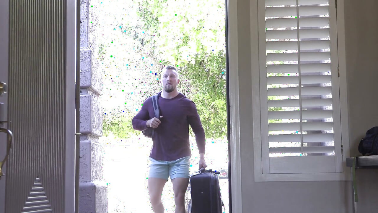 Blonďatá šprtka ze školy šuká populární jock