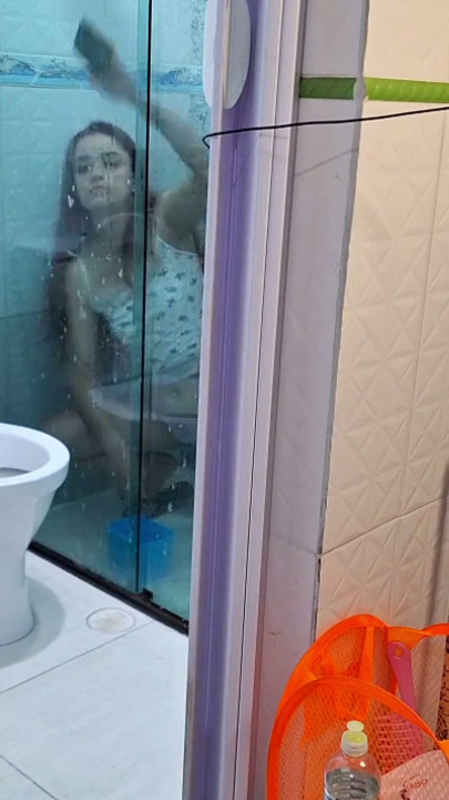 Masturbating to a Naughty Maid-i Came for Her